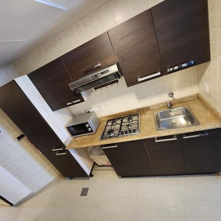 Furnished Studio Apartment Near Business Bay Metro Station Dubai Exteriör bild