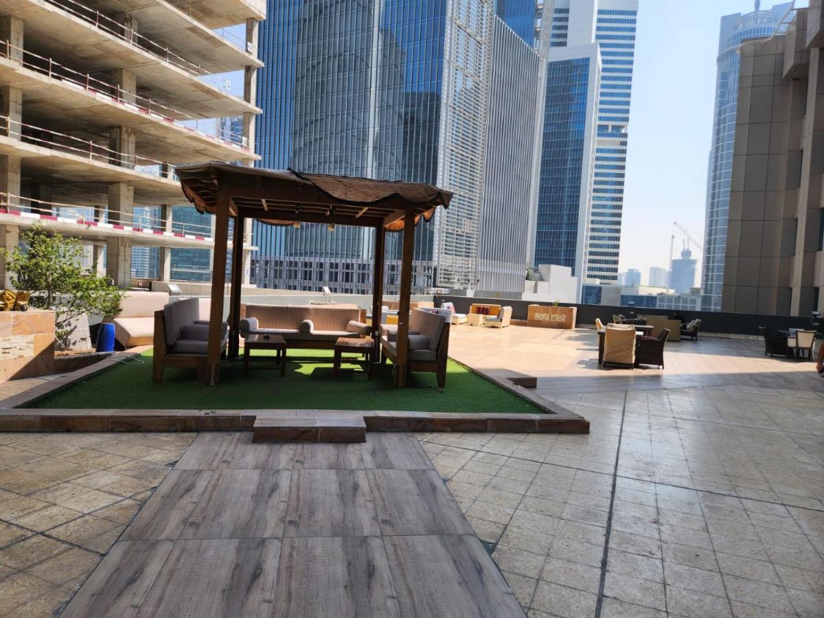 Furnished Studio Apartment Near Business Bay Metro Station Dubai Exteriör bild