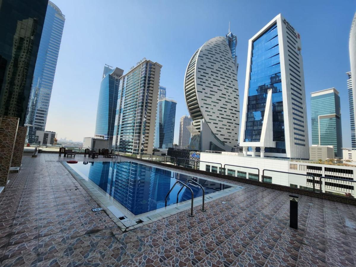 Furnished Studio Apartment Near Business Bay Metro Station Dubai Exteriör bild