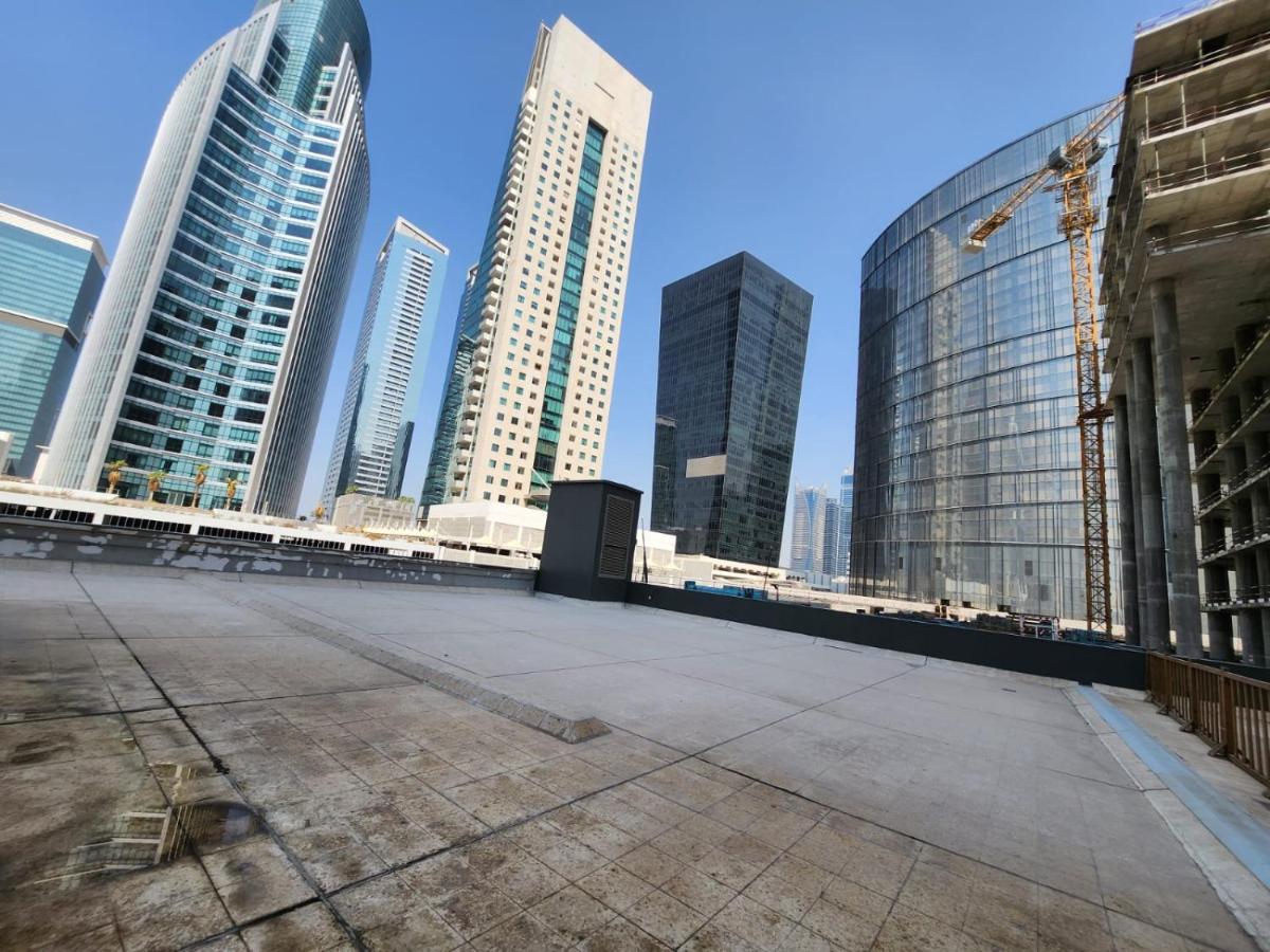 Furnished Studio Apartment Near Business Bay Metro Station Dubai Exteriör bild